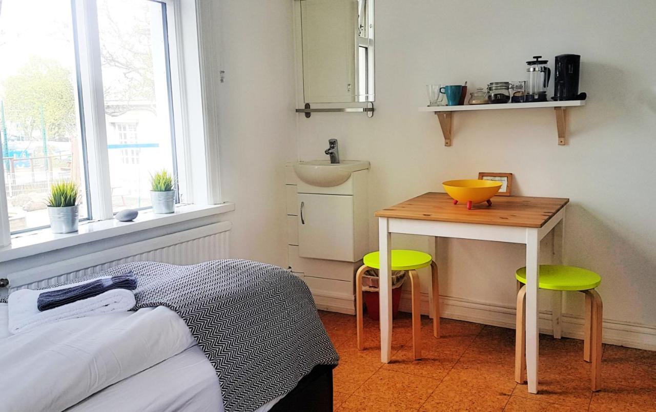 Refurinn Reykjavik Guesthouse Bagian luar foto